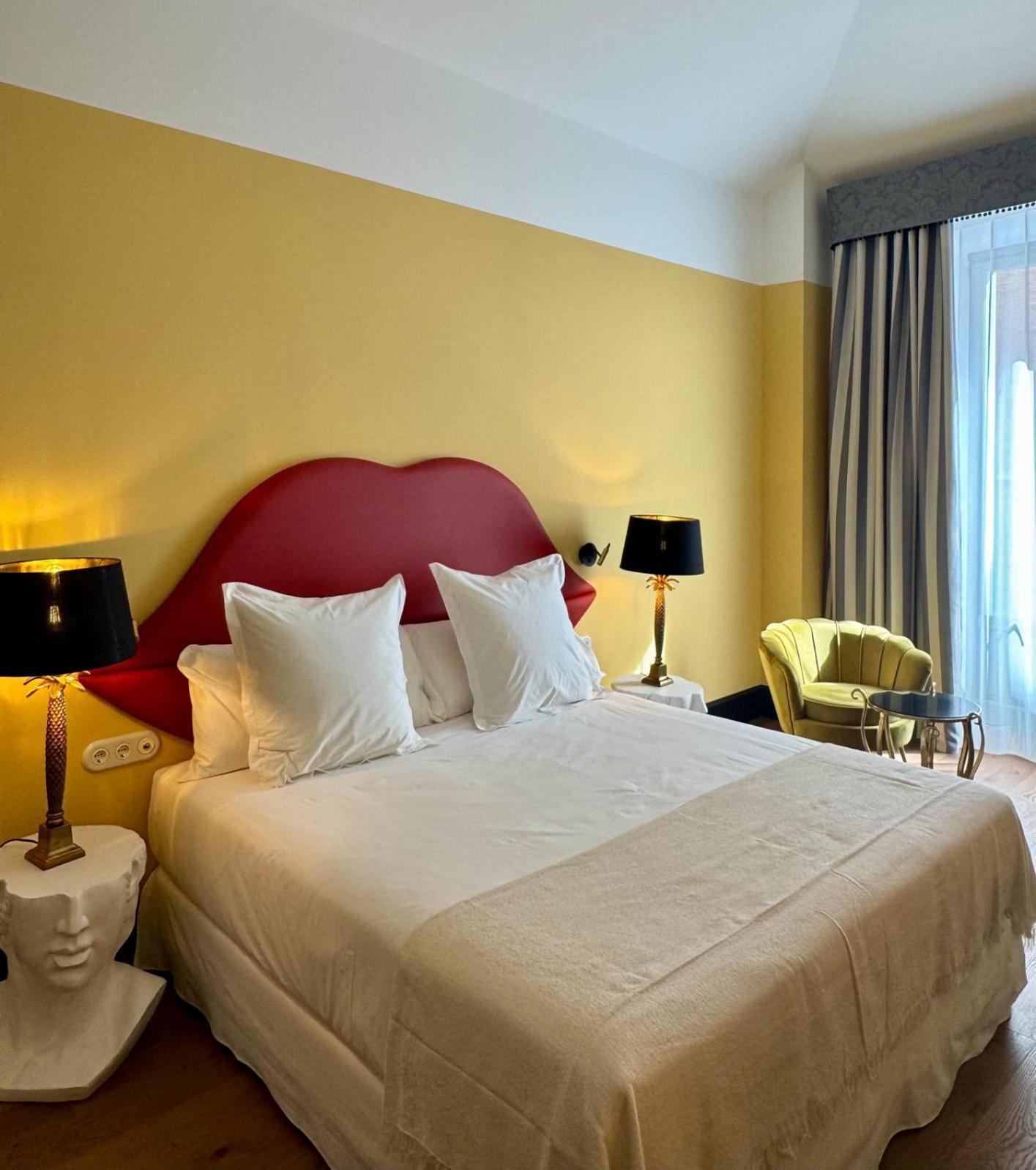 Hotel Divino & Apartments Figueras Exterior foto