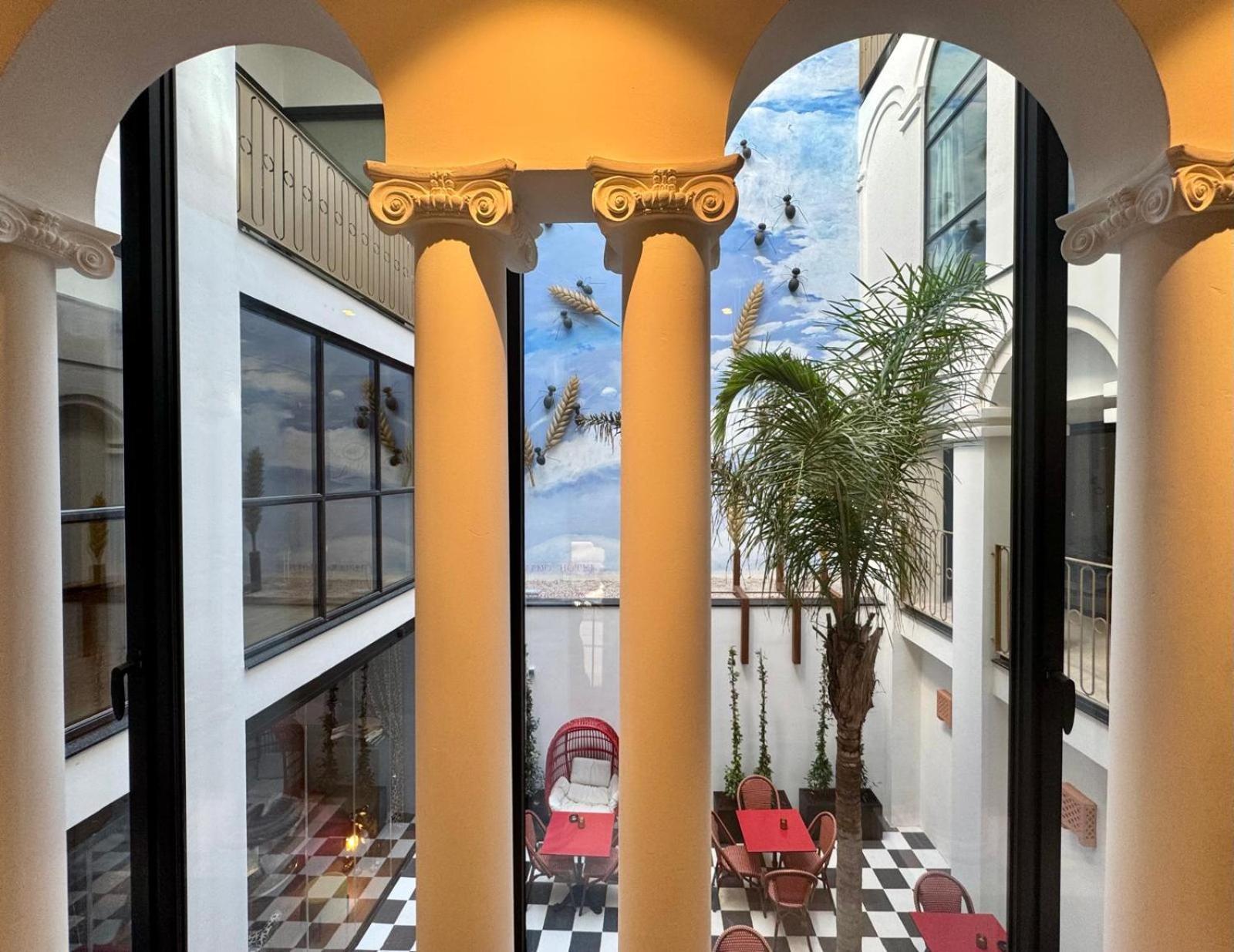 Hotel Divino & Apartments Figueras Exterior foto
